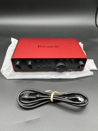 Focusrite scarlett 2i2 - focusrite, 4th