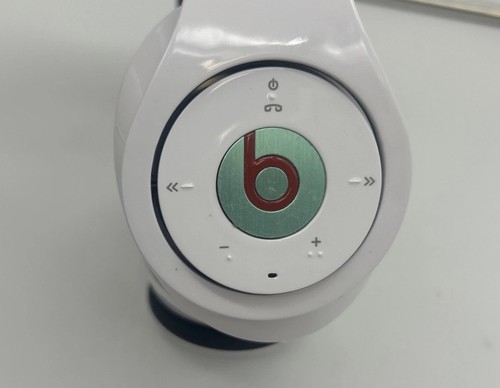 Beats dre studio wireless - by,