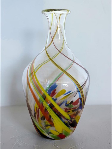Grande vaso vibrante soffiato